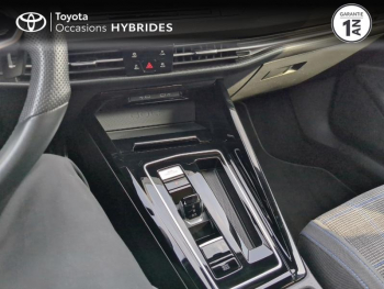 Photo 21 du bon plan VOLKSWAGEN Golf 1.4 eHybrid OPF 204ch Style DSG6 occasion à 26500 €