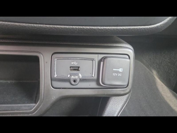 Photo 26 du bon plan JEEP Renegade 1.5 Turbo T4 130ch MHEV S BVR7 occasion à 23490 €