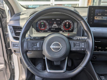 Photo 14 du bon plan NISSAN Qashqai e-POWER 190ch N-Connecta occasion à 25800 €
