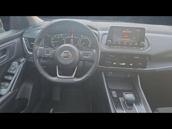 Photo 19 du bon plan NISSAN Qashqai 1.3 Mild Hybrid 158ch Acenta Xtronic 2022 occasion à 21900 €