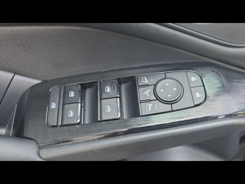 Photo 20 du bon plan NISSAN Qashqai 1.3 Mild Hybrid 158ch Acenta Xtronic 2022 occasion à 21900 €