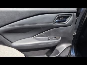 Photo 10 du bon plan NISSAN Qashqai e-POWER 190ch N-Connecta 2022 occasion à 26990 €