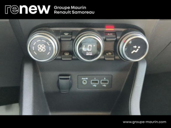 Photo 28 du bon plan RENAULT Clio 1.5 Blue dCi 115ch Business occasion à 11700 €
