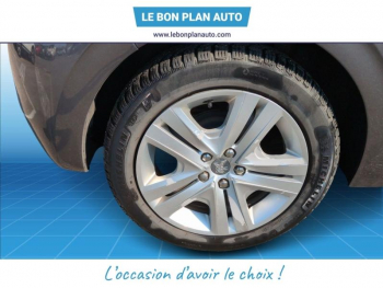 Photo 12 du bon plan PEUGEOT 208 1.2 PureTech 82ch E6.c Signature 5p occasion à 5780 €