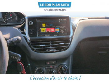 Photo 18 du bon plan PEUGEOT 208 1.2 PureTech 82ch E6.c Signature 5p occasion à 5780 €