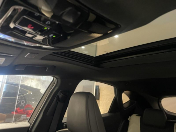 Photo 29 du bon plan LEXUS NX 450h+ Luxe 4WD Pack Design Toit Ouvrant occasion à 36990 €