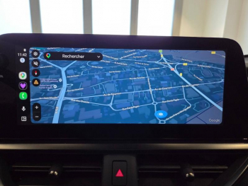 Photo 6 du bon plan LEXUS UX 300h F SPORT Design MY26 occasion à 40490 €