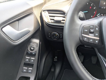 Photo 17 du bon plan FORD Puma 1.0 Flexifuel 125ch S&S mHEV Titanium occasion à 16890 €