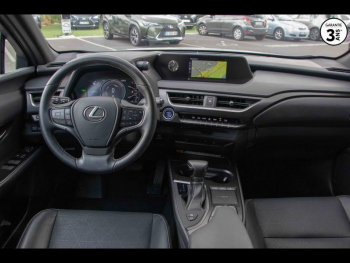 Photo 10 du bon plan LEXUS UX 250h 2WD Luxe Pack Technologie occasion à 22990 €