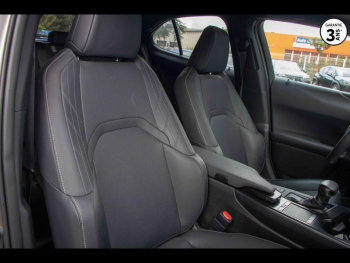 Photo 13 du bon plan LEXUS UX 250h 2WD Luxe Pack Technologie occasion à 22990 €