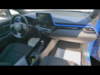 Photo 10 du bon plan TOYOTA C-HR 122h Graphic 2WD E-CVT RC18 occasion à 19980 €