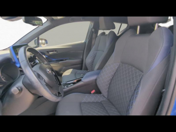 Photo 11 du bon plan TOYOTA C-HR 122h Graphic 2WD E-CVT RC18 occasion à 19980 €