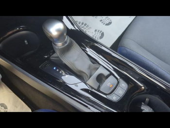 Photo 18 du bon plan TOYOTA C-HR 122h Graphic 2WD E-CVT RC18 occasion à 19980 €