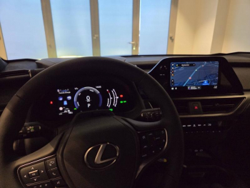 Photo 4 du bon plan LEXUS UX 300h Pack MY26 occasion à 36900 €