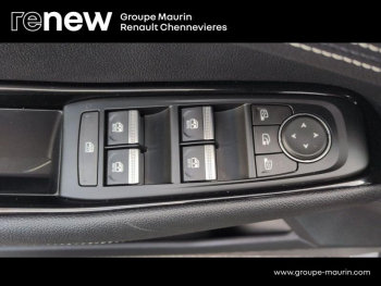 Photo 21 du bon plan RENAULT Austral 1.2 E-Tech full hybrid 200ch Techno - 24 occasion à 31999 €