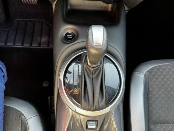 Photo 24 du bon plan NISSAN Juke 1.6 Hybrid 143ch N-Connecta 2023.5 occasion à 18990 €