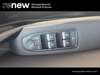 Photo 18 du bon plan RENAULT Captur 1.6 E-Tech hybride 145ch Rive Gauche occasion à 18100 €