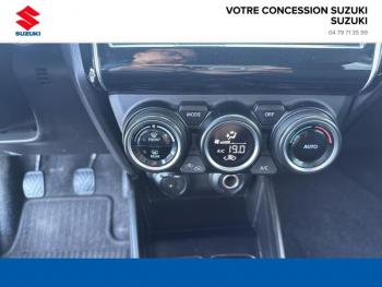 Photo 15 du bon plan SUZUKI Swift 1.2 Dualjet Hybrid 83ch Pack AllGrip occasion à 11990 €