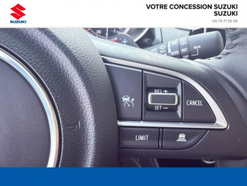 Photo 21 du bon plan SUZUKI Swift 1.2 Dualjet Hybrid 83ch Pack Auto occasion à 16990 €