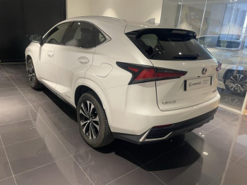 Photo 6 du bon plan LEXUS NX 300h 2WD Design MY21 occasion à 27990 €