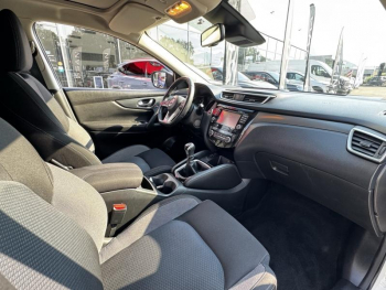 Photo 14 du bon plan NISSAN Qashqai 1.2 DIG-T 115ch N-Connecta occasion à 15900 €