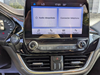 Photo 12 du bon plan FORD Fiesta 1.0 Flexifuel 95ch Titanium Business 5p occasion à 15990 €