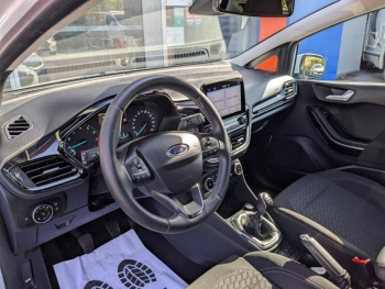 Photo 17 du bon plan FORD Fiesta 1.0 Flexifuel 95ch Titanium Business 5p occasion à 15990 €