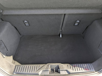 Photo 22 du bon plan FORD Fiesta 1.0 Flexifuel 95ch Titanium Business 5p occasion à 15990 €