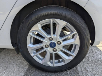 Photo 27 du bon plan FORD Fiesta 1.0 Flexifuel 95ch Titanium Business 5p occasion à 15990 €