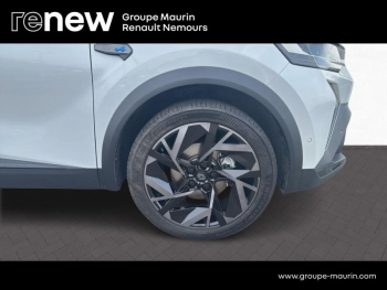 Photo 4 du bon plan RENAULT Captur 1.6 E-Tech full hybrid 145ch esprit Alpine occasion à 24900 €