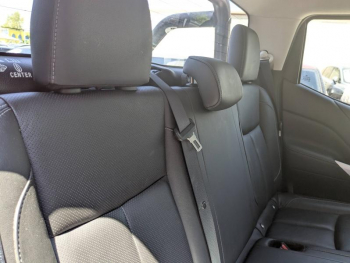 Photo 25 du bon plan NISSAN Navara VUL 2.3 dCi 190ch Double-Cab OffRoader Tekna+ 2018 BVA occasion à 39980 €