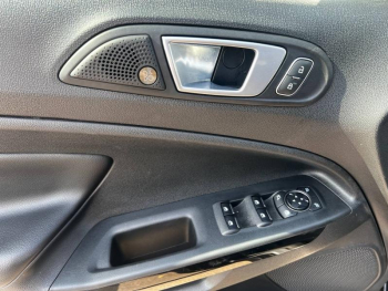 Photo 18 du bon plan FORD EcoSport 1.0 EcoBoost 125ch ST-Line Euro6.2 occasion à 12800 €