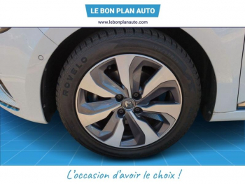 Photo 10 du bon plan RENAULT Clio 1.6 E-Tech 140ch Première Edition occasion à 12480 €