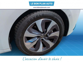 Photo 11 du bon plan RENAULT Clio 1.6 E-Tech 140ch Première Edition occasion à 12480 €