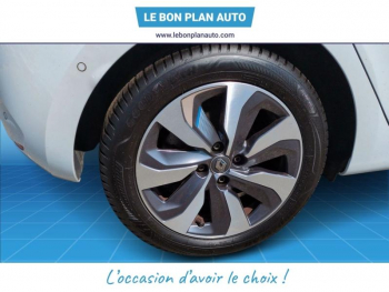 Photo 12 du bon plan RENAULT Clio 1.6 E-Tech 140ch Première Edition occasion à 12480 €
