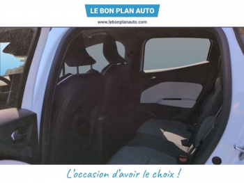 Photo 16 du bon plan RENAULT Clio 1.6 E-Tech 140ch Première Edition occasion à 12480 €