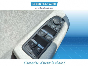 Photo 26 du bon plan RENAULT Clio 1.6 E-Tech 140ch Première Edition occasion à 12480 €