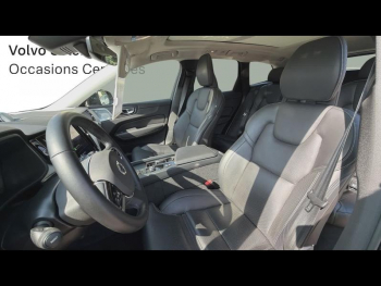 Photo 22 du bon plan VOLVO XC60 T6 Hybride Rechargeable 253 + 145ch Ultra Style Dark Geartronic 8 AWD occasion à 51990 €