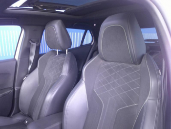 Photo 21 du bon plan PEUGEOT 2008 1.2 PureTech 155ch S&S GT EAT8 occasion à 16590 €