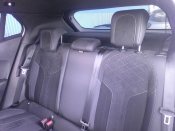 Photo 22 du bon plan PEUGEOT 2008 1.2 PureTech 155ch S&S GT EAT8 occasion à 16590 €