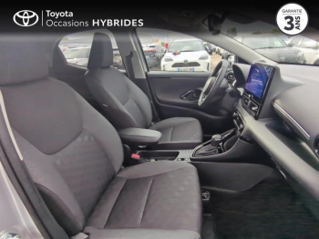 Photo 6 du bon plan TOYOTA Yaris 116h Design 5p MC24 occasion à 20980 €