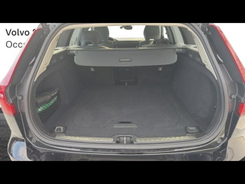 Photo 7 du bon plan VOLVO V60 B4 197ch Ultra Style Dark DCT 7 occasion à 43990 €