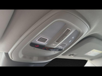 Photo 31 du bon plan VOLVO V60 B4 197ch Ultra Style Dark DCT 7 occasion à 43990 €
