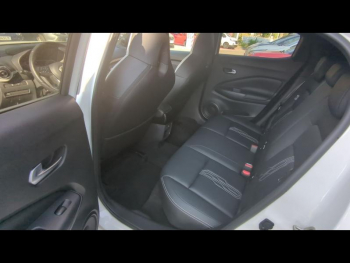 Photo 14 du bon plan NISSAN Juke 1.6 Hybrid 143ch N-Connecta 2023 occasion à 21480 €