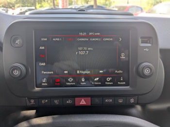 Photo 15 du bon plan FIAT Panda 1.0 70ch BSG S&S  Cross occasion à 11990 €