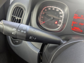 Photo 17 du bon plan FIAT Panda 1.0 70ch BSG S&S  Cross occasion à 11990 €
