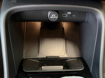 Photo 32 du bon plan VOLVO XC40 B3 163ch Ultra DCT 7 occasion à 47900 €