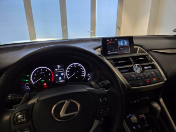Photo 4 du bon plan LEXUS NX 300h 4WD F SPORT occasion à 20990 €