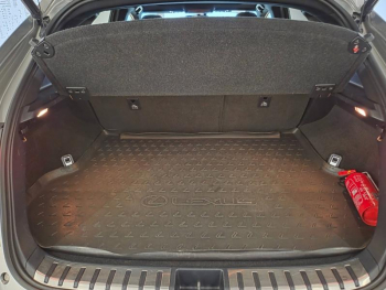 Photo 16 du bon plan LEXUS NX 300h 4WD F SPORT occasion à 20990 €