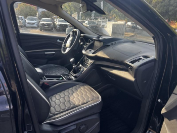 Photo 12 du bon plan FORD Kuga 1.5 Flexifuel-E85 150ch Stop&Start Vignale 4x2 Euro6.2 occasion à 17800 €